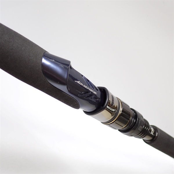 ２１ソルティガ ＲＪ６２Ｓ－２ ＬＯ